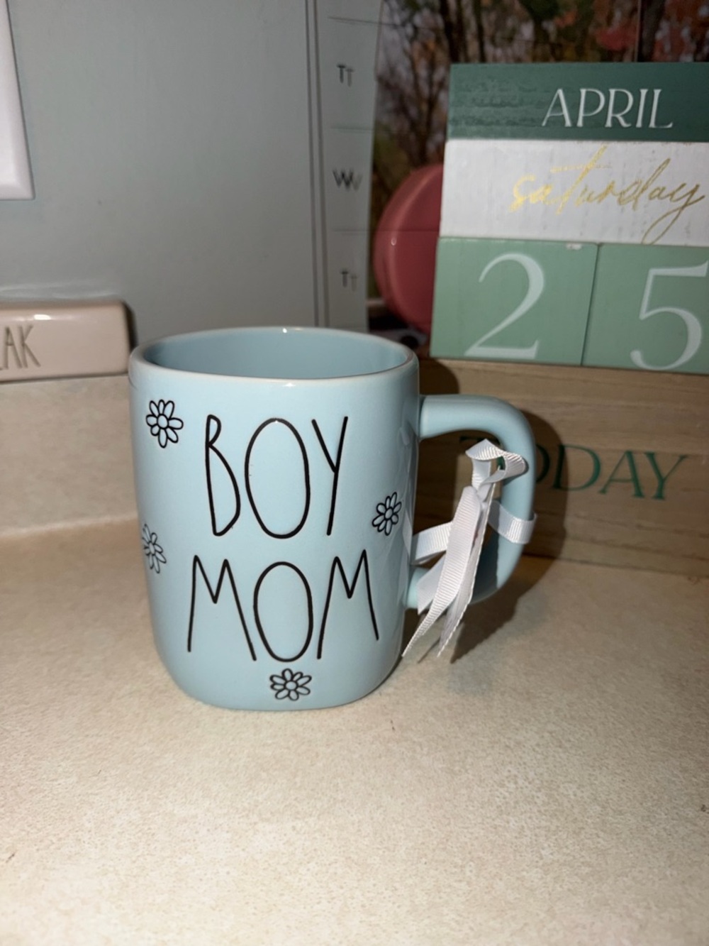 Rae dunn boy mom mug - yes